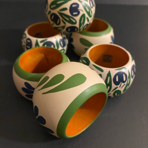 6 Vintage Dansk Wooden Napkin Rings Painted Purple Fruit Figs Flowers Leaves - Picture 2 of 3